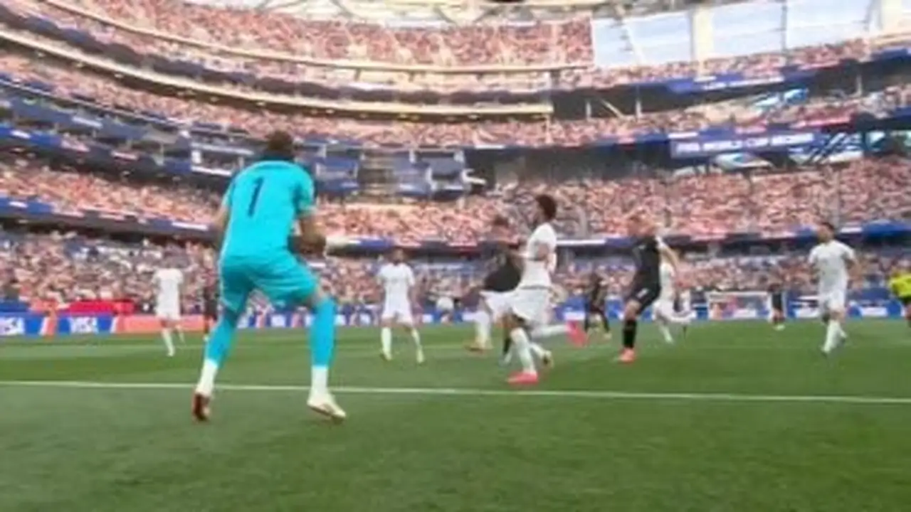 نيوزيلندا تحقق التعادل 1-1 مع إيران في كأس العالم بالمجموعة المصرية